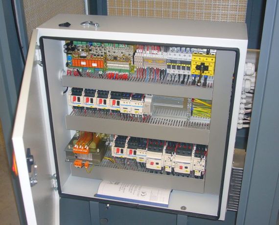 Electric cabinet